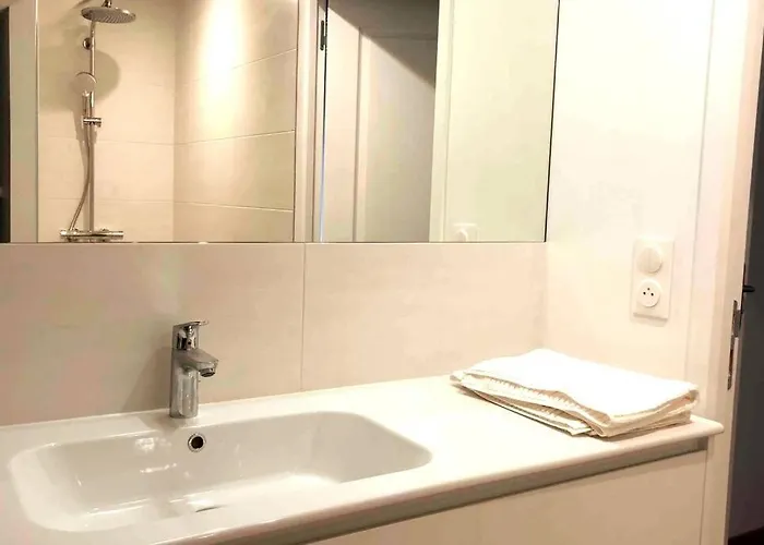 Le Relais St Nicol, Avec Terrasse De 50m2 Et Parking Prive * Ονφλέρ