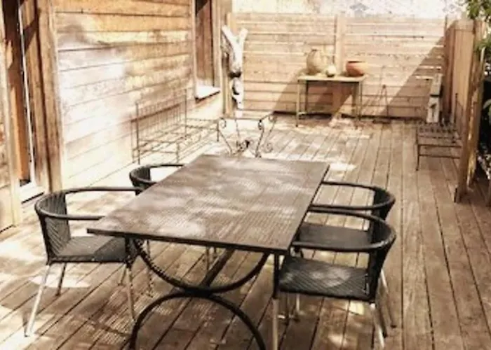 Prázdninový dům Le Relais St Nicol, Avec Terrasse De 50m2 Et Parking Prive *